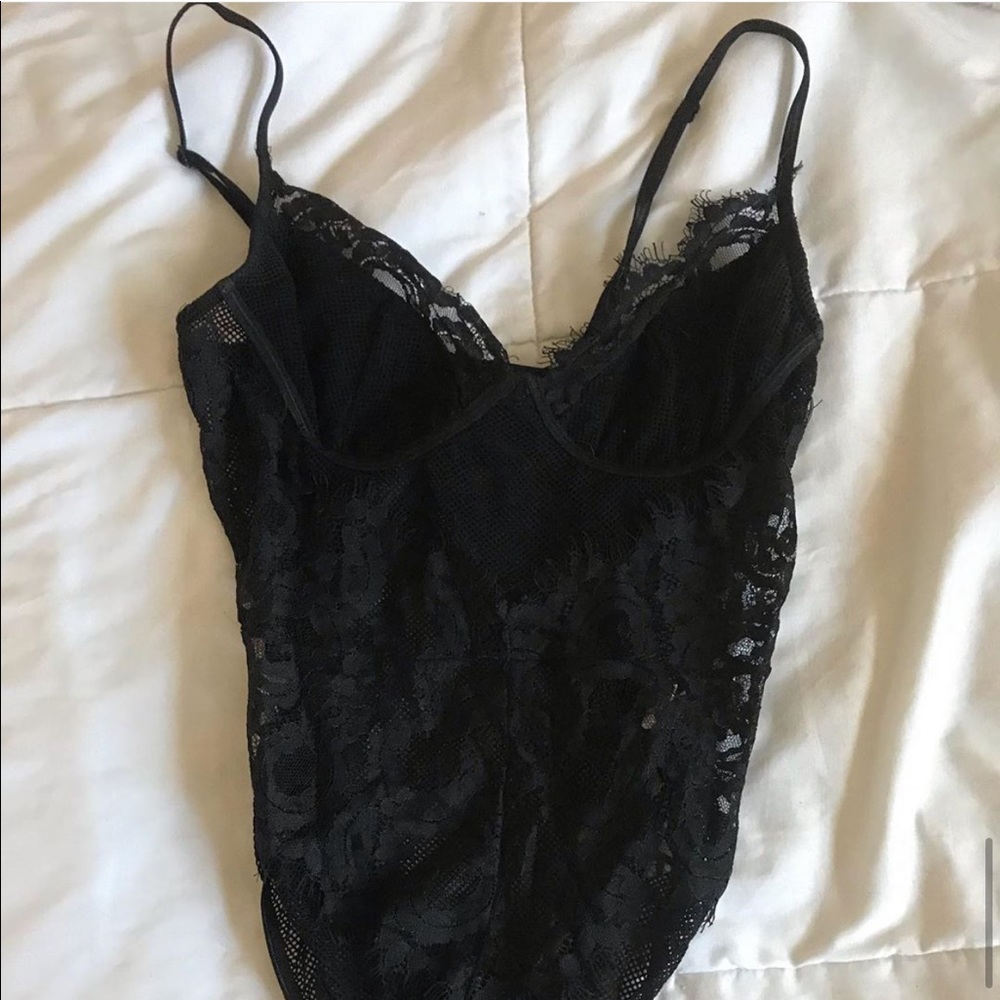LAce bodysuit